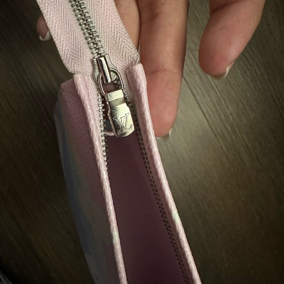 🎈SOLD🎈Louis Vuitton Toiletry 26 escale pochette - Picture 5 of 6